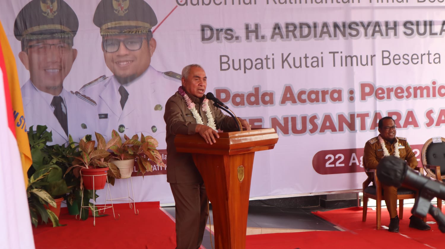 Caption: Gubernur Kaltim Isran Noor resmikan gedung baru Sekolah Tinggi Ilmu Ekonomi (STIE) Nusantara Sangatta.