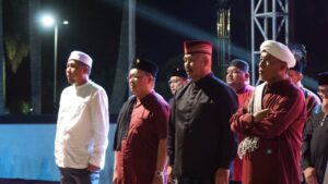 Foto: Suasana penghormatan dan doa bersama mengenang Bung Karno, Presiden pertama Indonesia terasa begitu mendalam dan penuh makna di Kutai Kartanegara pada malam Selasa (18/6/2024). (Istimewa)