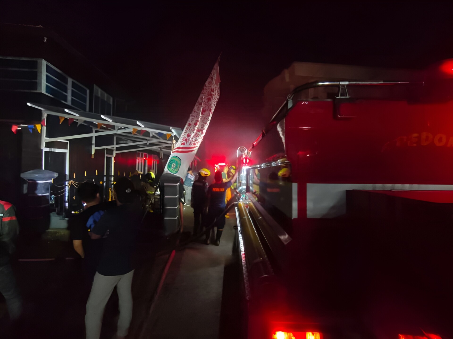 Foto: Kabakaran hebat yang terjadi di Jalan Kita Jua Gunung Belah, RT 73, Kelurahan Loa Ipuh, Tenggarong, Kutai Kartanegara, Kamis Shubuh (05/09/2024.