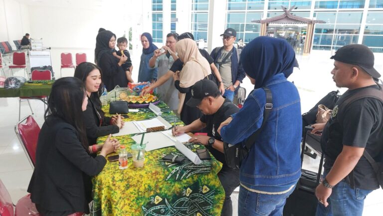 Foto: Para kontingen PWI saat melakukan registrasi di Kota Banjarmasin.