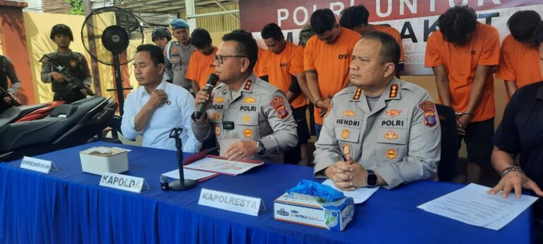 Foto: Konferensi pers Polda Kaltim terkait penangkapan sejumlah tersangka kasus kriminal di Samarinda.