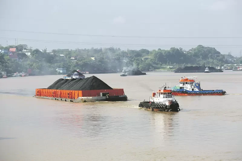 Foto ilustrasi ponton batu bara.